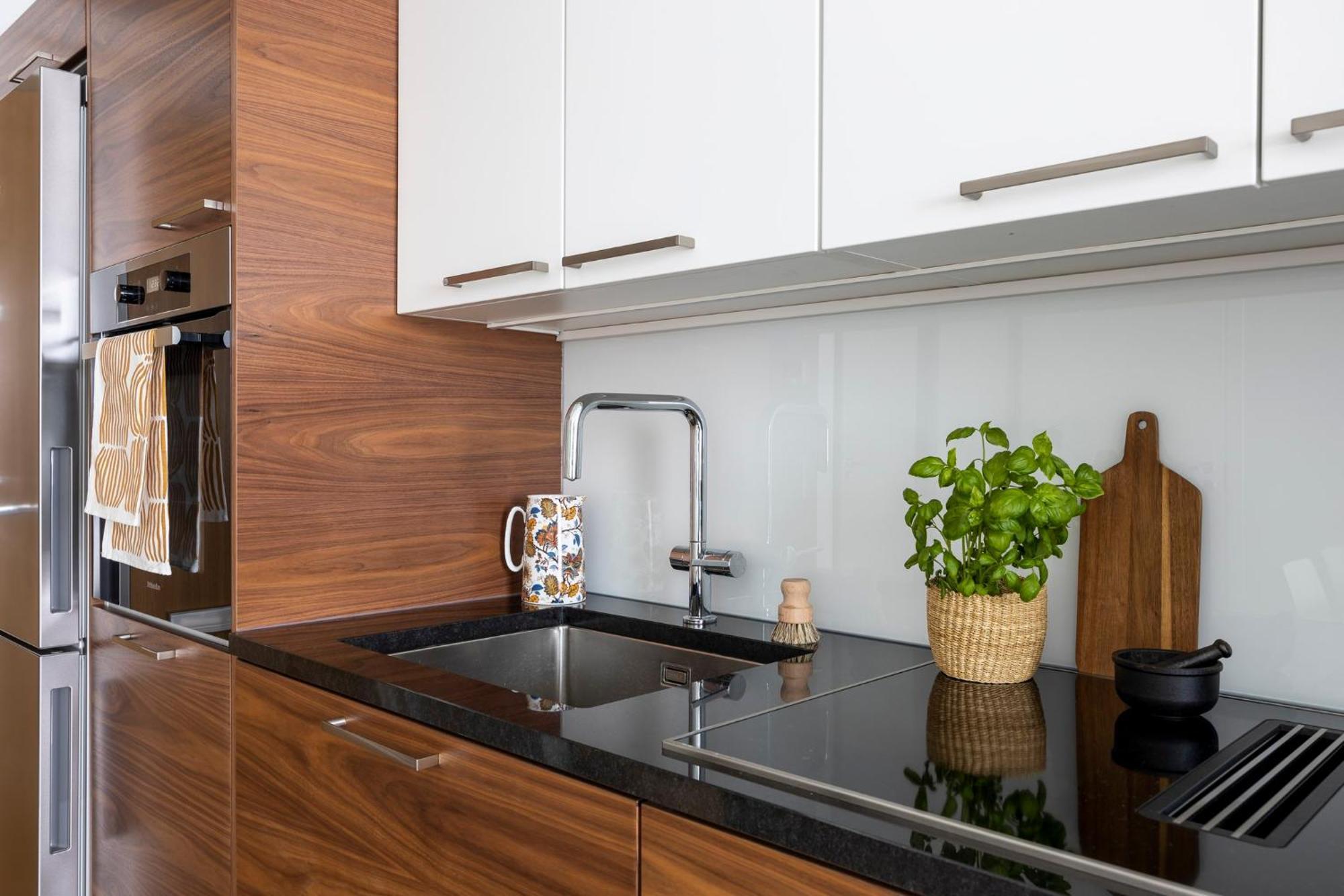 Stylish Flat In Trendy Kallio Helsinki Exterior foto